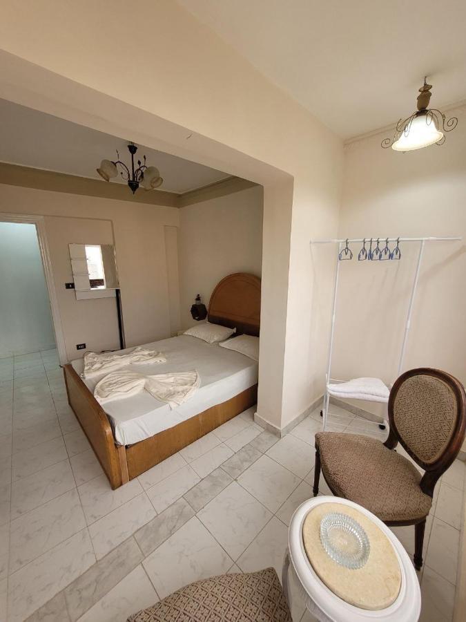 Serine Apartment